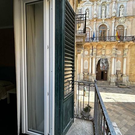 Casa Garibaldi Lägenhet Trapani Exteriör bild